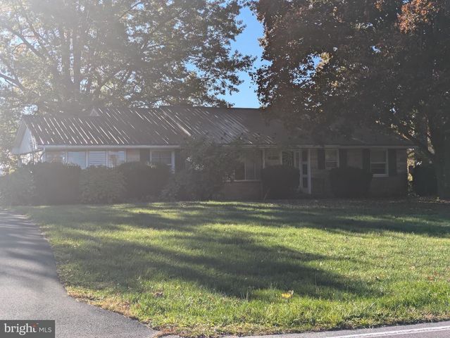 2291 MIDDLE RIDGE RD, Newport, PA 17074