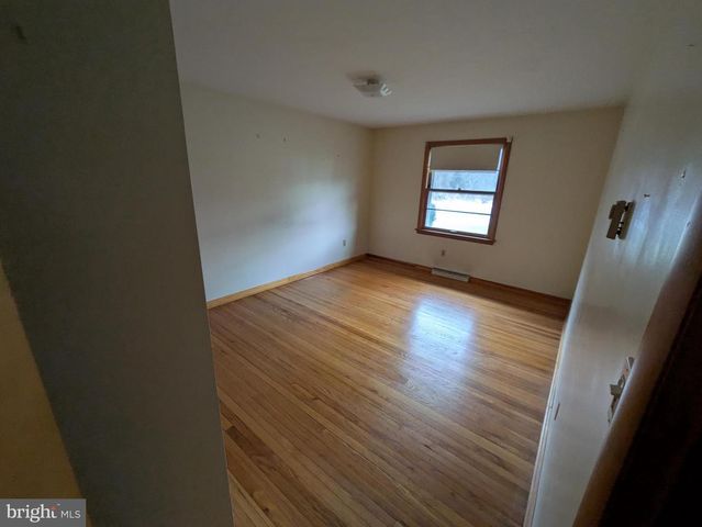 2291 MIDDLE RIDGE RD, Newport, PA 17074