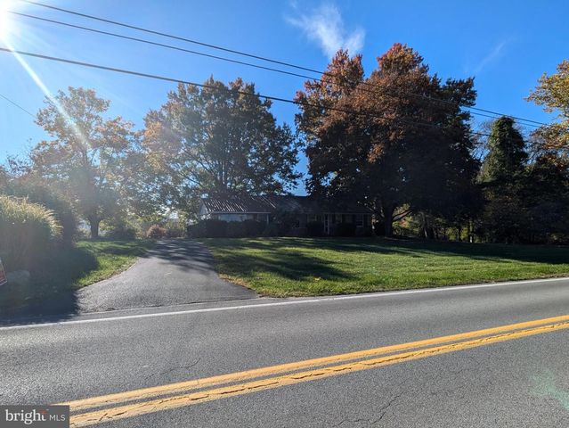 2291 MIDDLE RIDGE RD, Newport, PA 17074