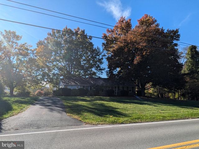 2291 MIDDLE RIDGE RD, Newport, PA 17074