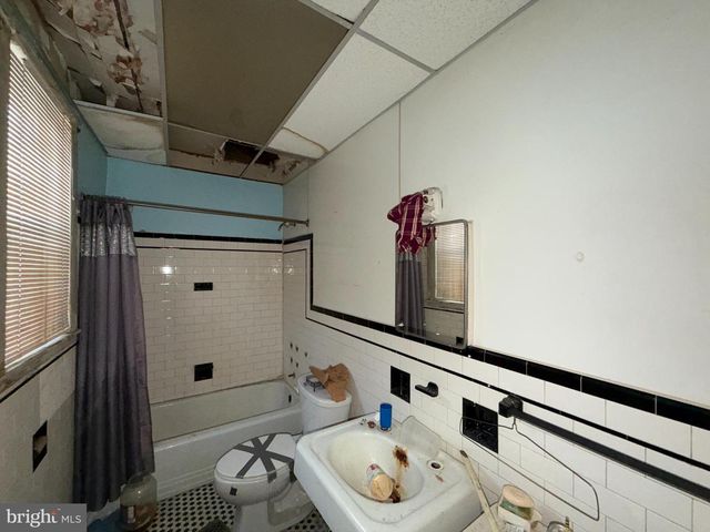 2400 REISTERSTOWN RD, Baltimore, MD 21217