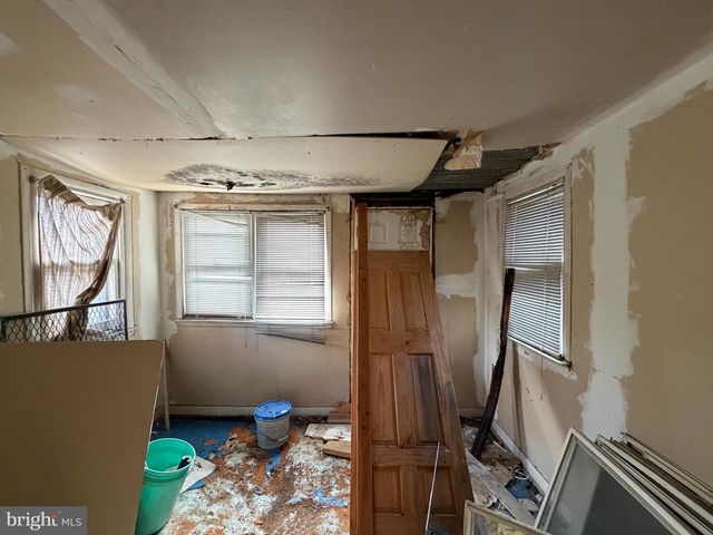 2400 REISTERSTOWN RD, Baltimore, MD 21217