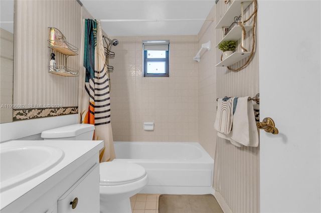 6755 W Broward Blvd 405, Plantation, FL 33317