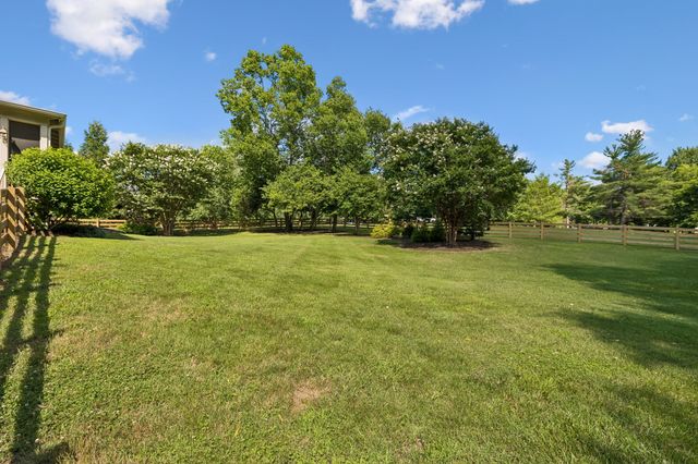 1524 Gordon Petty Dr, Brentwood, TN 37027