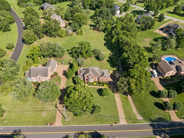 1524 Gordon Petty Dr, Brentwood, TN 37027