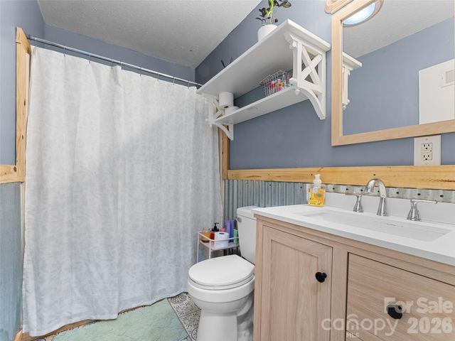 105 Big Bear Drive, Pisgah Forest, NC 28768