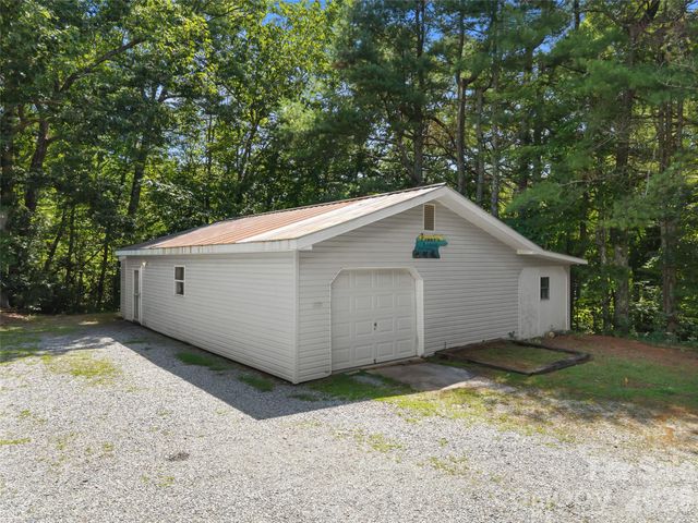 105 Big Bear Drive, Pisgah Forest, NC 28768