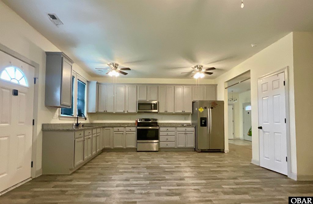 Image 11 of property listing at 103 Lawrence Drive Lot 41, Elizabeth City, NC 27909