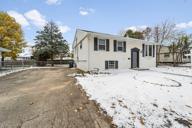 9433 Hulda DRIVE, Sturtevant, WI 53177