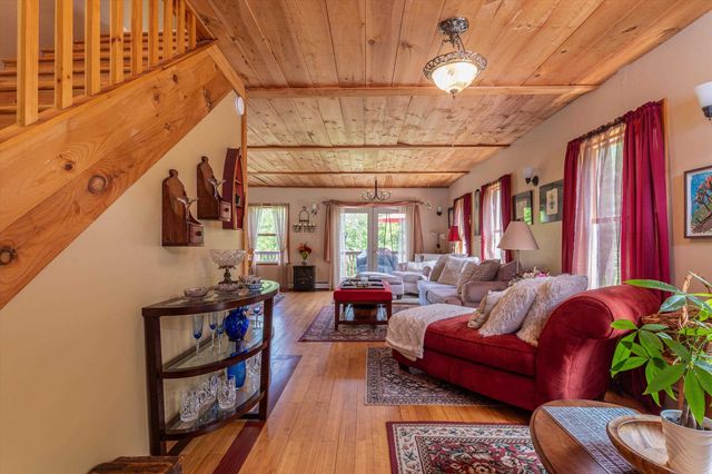 1057 Quarry Road, Chester, VT 05143