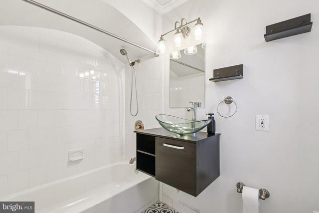 5703 NARCISSUS AVE, Baltimore, MD 21215