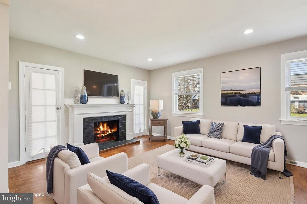 5703 NARCISSUS AVE, Baltimore, MD 21215