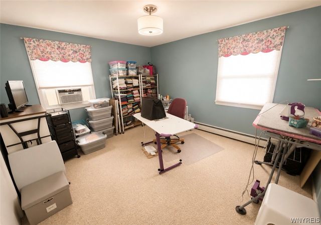 98 Delaware Rd, Tonawanda, NY 14217