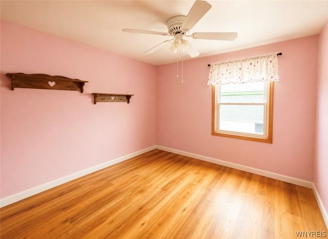 98 Delaware Rd, Tonawanda, NY 14217