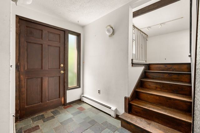 50 Notre Dame Rd, Bedford, MA 01730