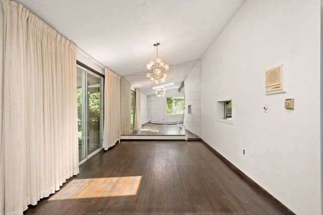 50 Notre Dame Rd, Bedford, MA 01730
