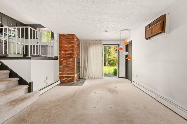 50 Notre Dame Rd, Bedford, MA 01730