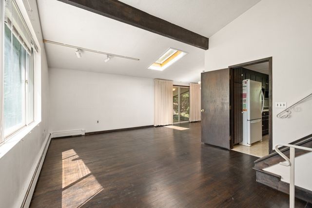 50 Notre Dame Rd, Bedford, MA 01730