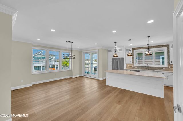 105 5th Avenue, Ortley Beach, NJ 08751