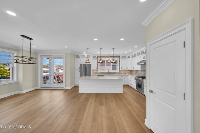 105 5th Avenue, Ortley Beach, NJ 08751