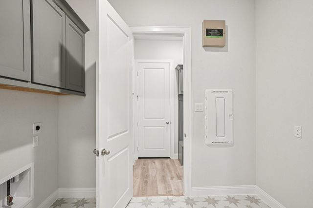 1302 Berry Brook Drive, Missouri City, TX 77459