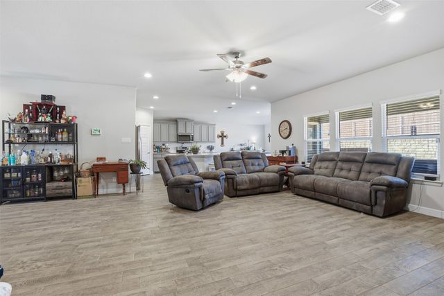 708 Golden Gate Park Road, Alvarado, TX 76009