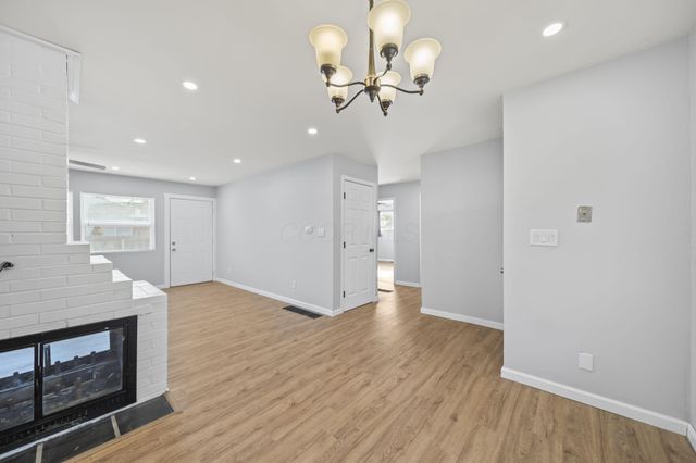 2916 Hamilton Avenue, Columbus, OH 43224