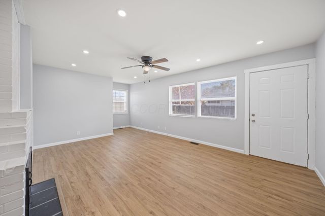 2916 Hamilton Avenue, Columbus, OH 43224