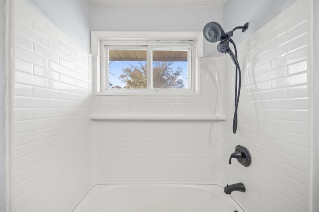 2916 Hamilton Avenue, Columbus, OH 43224