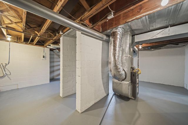 2916 Hamilton Avenue, Columbus, OH 43224