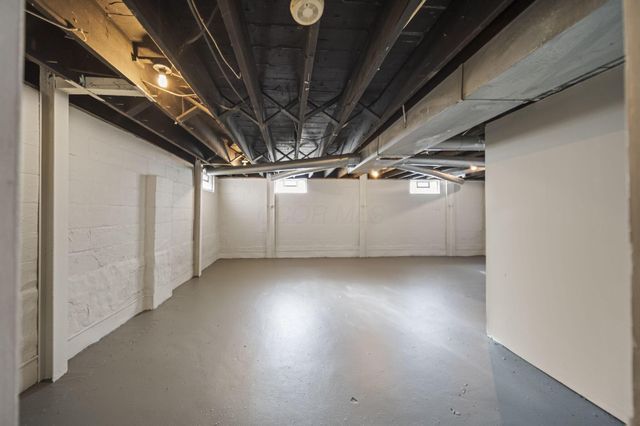 2916 Hamilton Avenue, Columbus, OH 43224