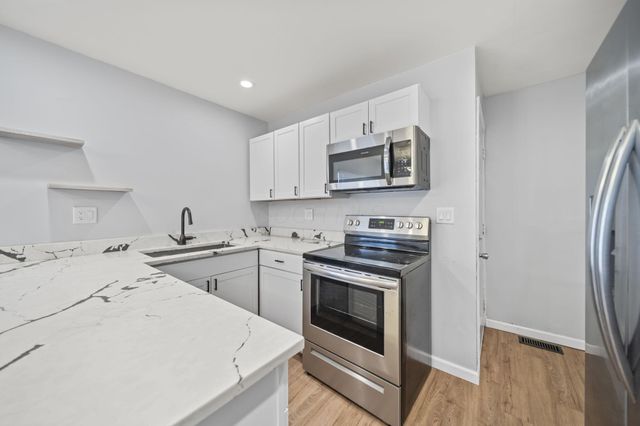 2916 Hamilton Avenue, Columbus, OH 43224