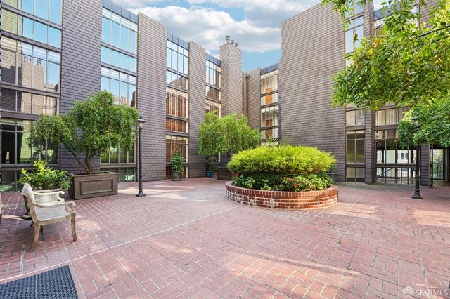 930 Pine Street 315, San Francisco, CA 94108