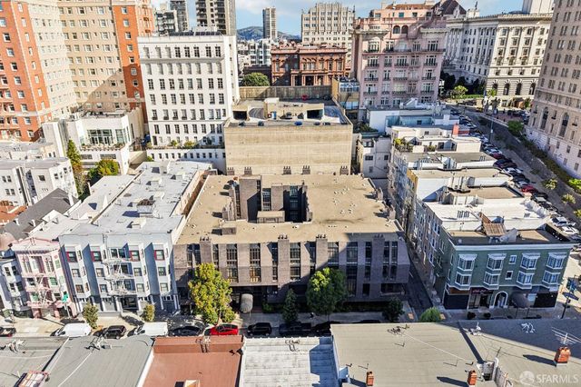 930 Pine Street 315, San Francisco, CA 94108