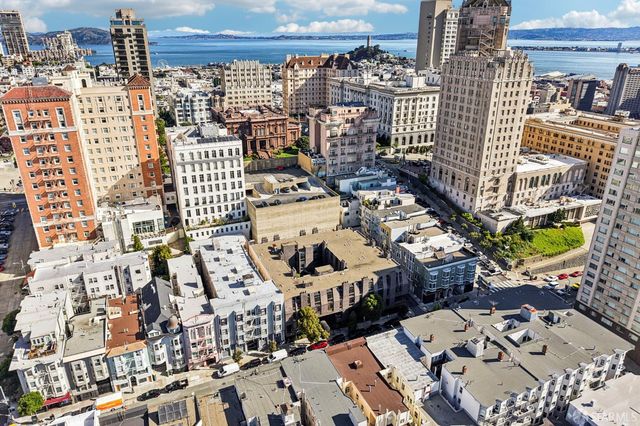 930 Pine Street 315, San Francisco, CA 94108