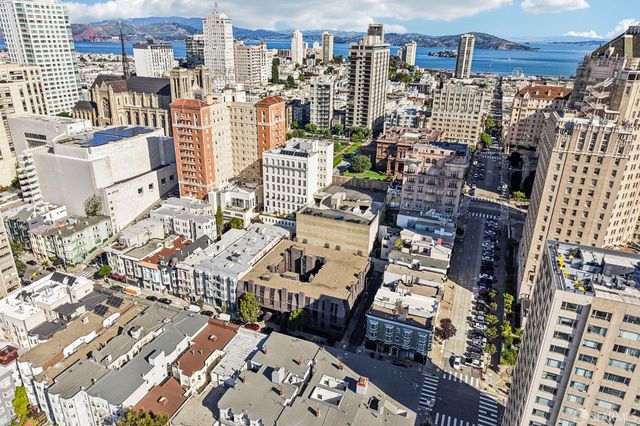 930 Pine Street 315, San Francisco, CA 94108