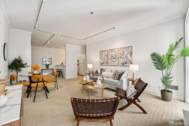 930 Pine Street 315, San Francisco, CA 94108