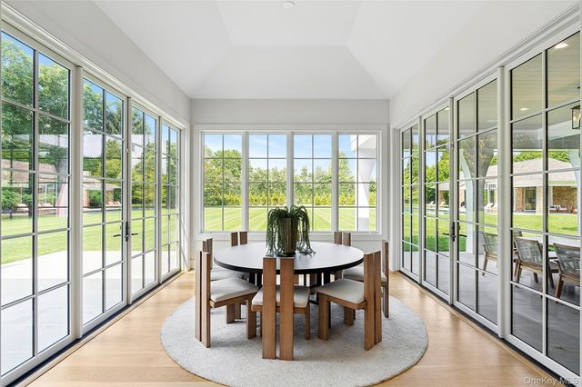 120 Halsey Lane, Bridgehampton, NY 11932