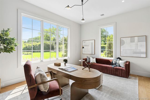 120 Halsey Lane, Bridgehampton, NY 11932