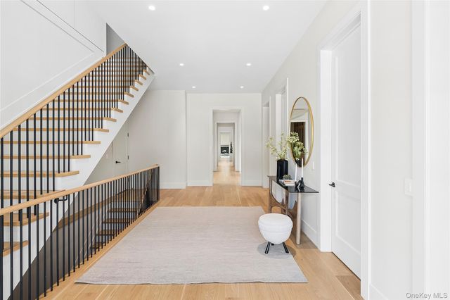 120 Halsey Lane, Bridgehampton, NY 11932