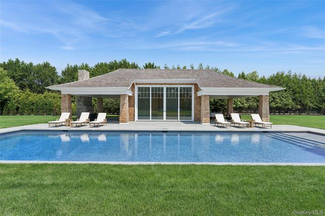 120 Halsey Lane, Bridgehampton, NY 11932