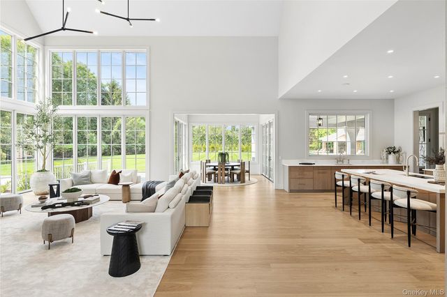 120 Halsey Lane, Bridgehampton, NY 11932
