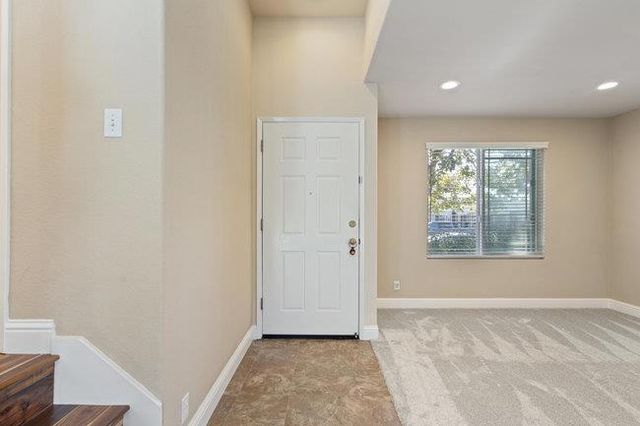 2421 Valley View Road, Hollister, CA 95023