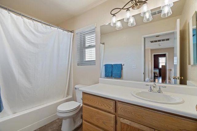 2421 Valley View Road, Hollister, CA 95023