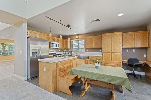 2421 Valley View Road, Hollister, CA 95023