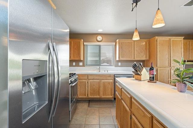 2421 Valley View Road, Hollister, CA 95023