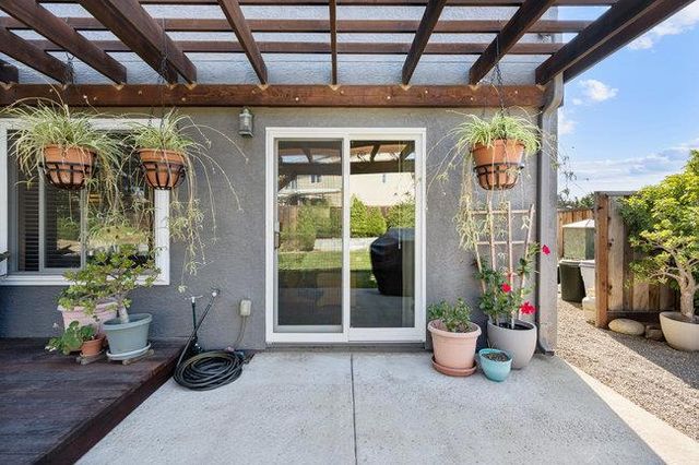 2421 Valley View Road, Hollister, CA 95023