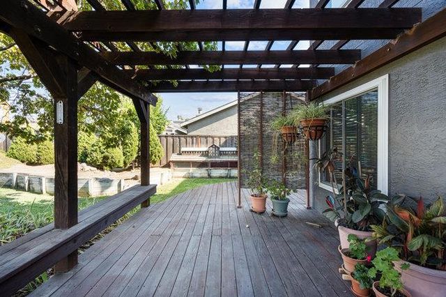 2421 Valley View Road, Hollister, CA 95023