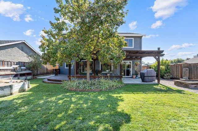 2421 Valley View Road, Hollister, CA 95023