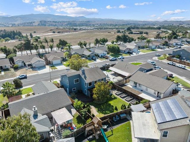 2421 Valley View Road, Hollister, CA 95023